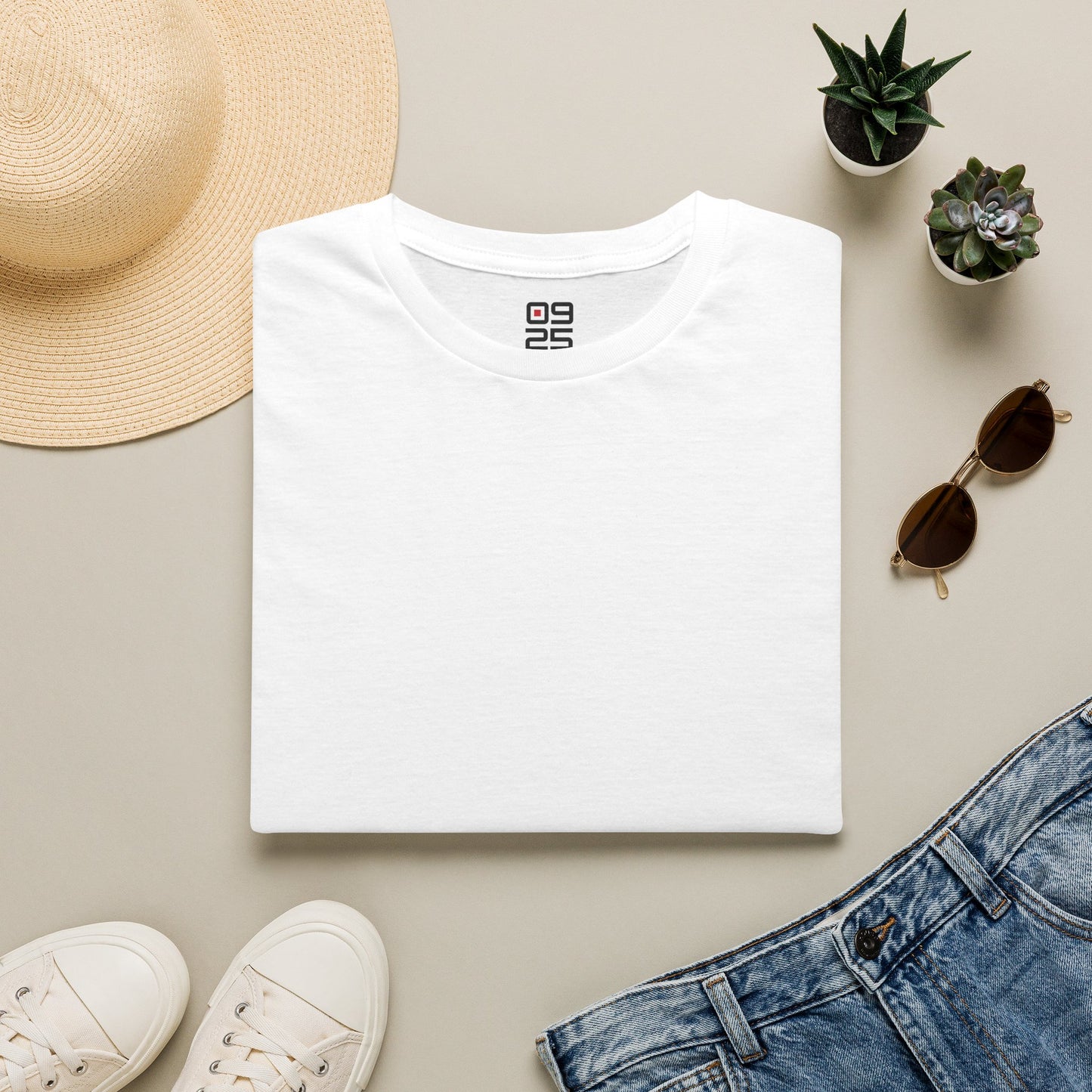 0925 Minimal Logo T‑Shirt