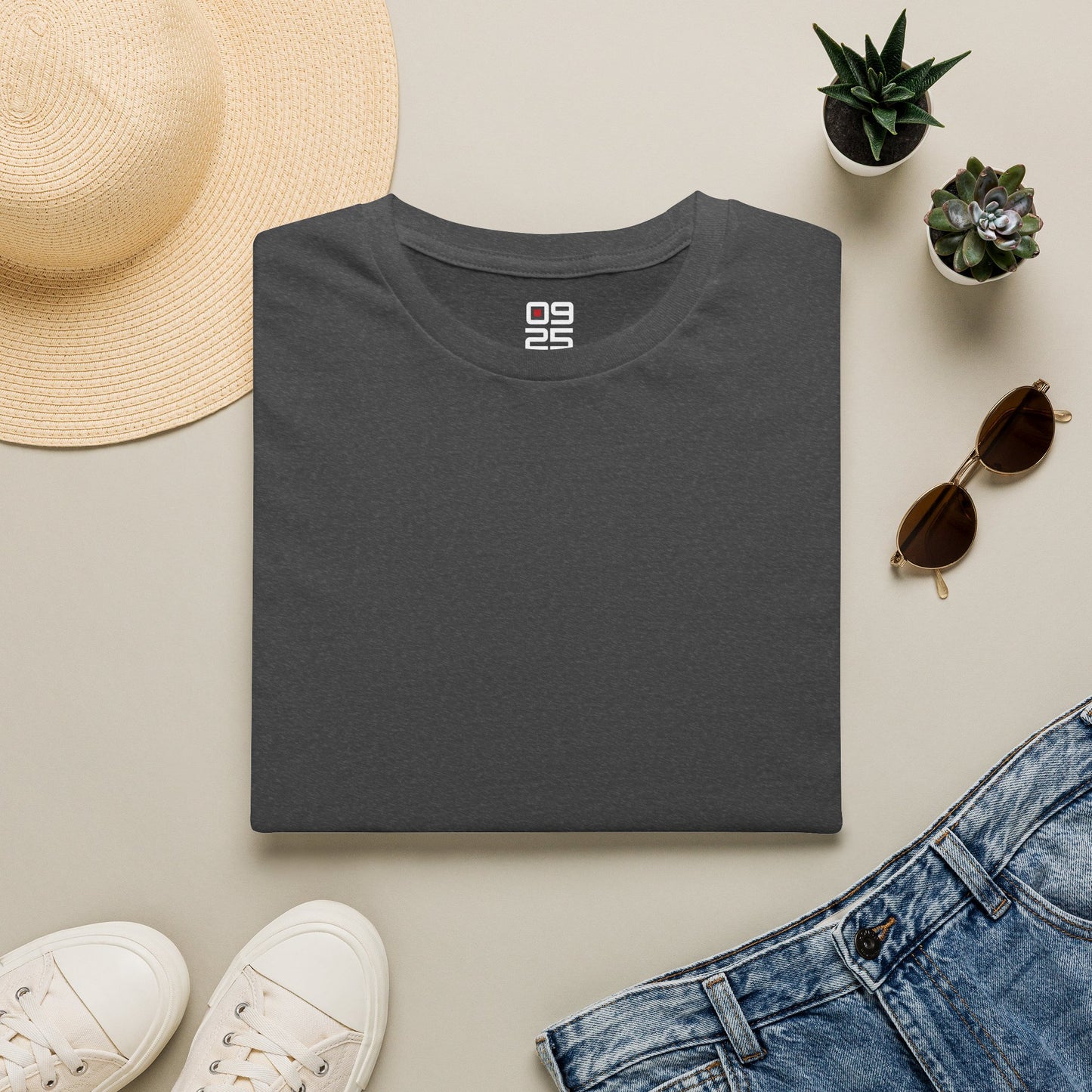 0925 Logo T‑Shirt